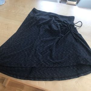North Face Medium skirt